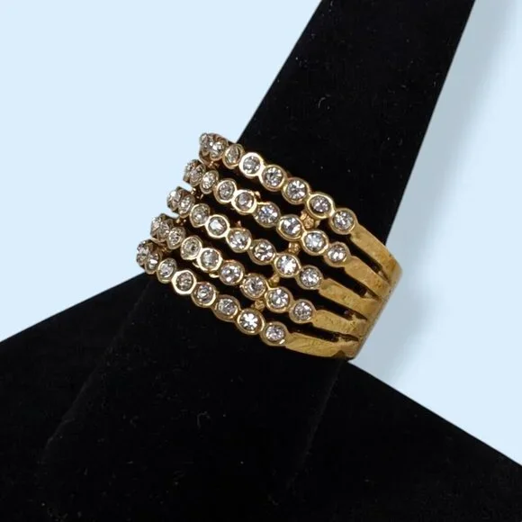 Chunky White Rhinestone Front Ring - Picture 3 of 7